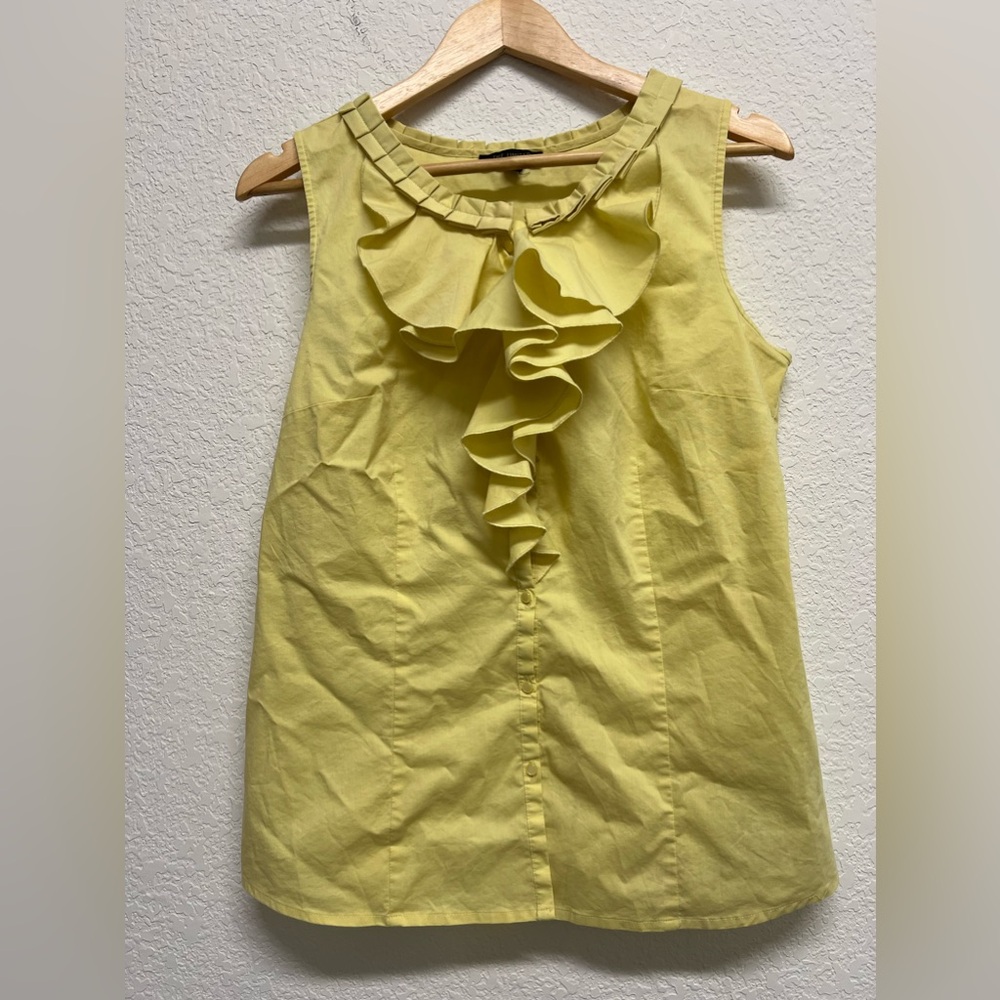 *The Limited Women’s Essential Shirt Ruffle Neck Blouse Yellow Sleeveless Size M